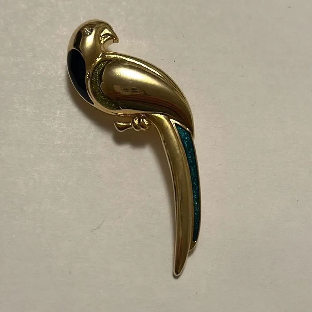 Liz Claiborne Gold Tone Green Enamel Clear Rhinestone Parrot Bird Brooch Vintage